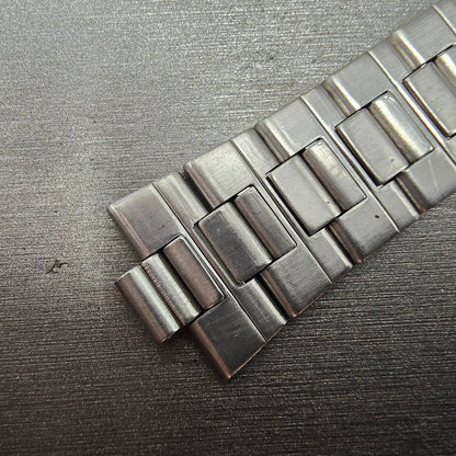 Seiko Bracelet 7mm Stainless Steel Silver Tone Tri Folding Clasp Vintage10