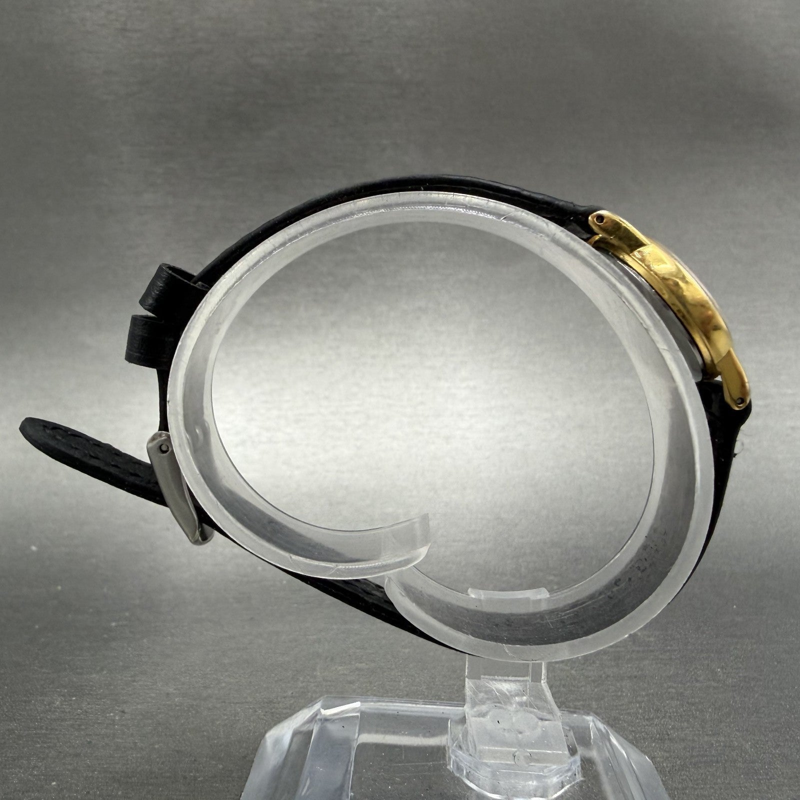 Seiko Watch Women 20mm Black Dial Gold Tone Round 2y00-0A19 New Battery VTG 56H8