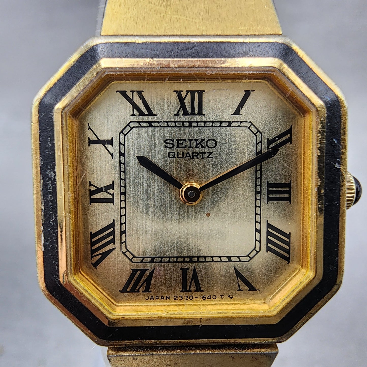 Seiko Watch Women 20mm Champagne Dial Gold Tone Octagon 23205889 New Battery1