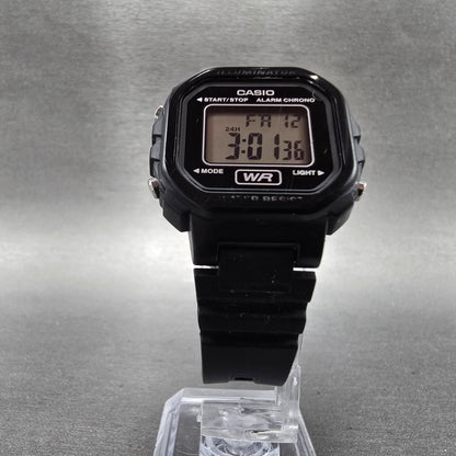 Casio LA-20WH Illuminator Watch Women 30mm Black Alarm Chronograph New Battery5