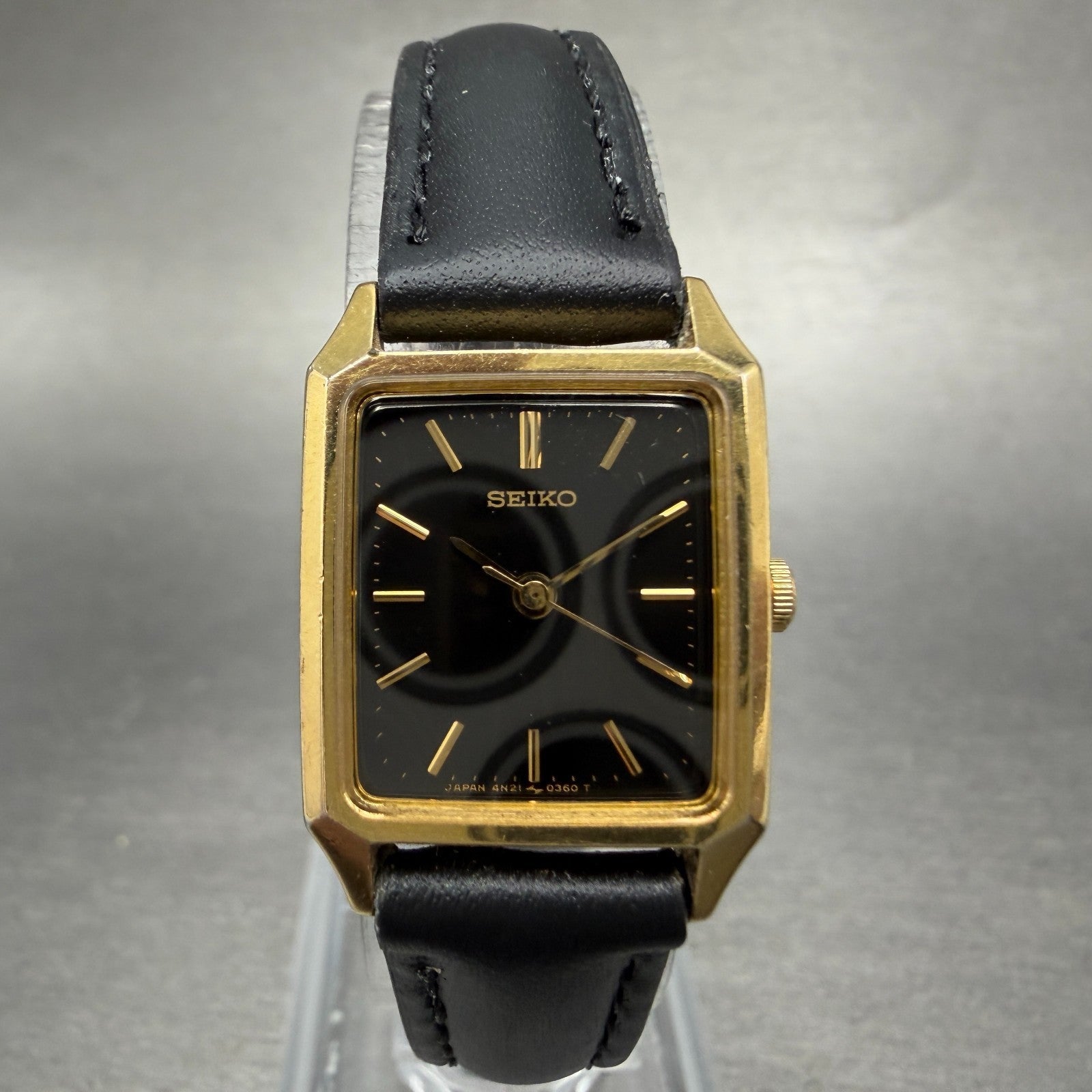 Seiko Tank Watch Women 19mm Black Dial Gold Tone Rectangle 4n21-5090 New Battery0