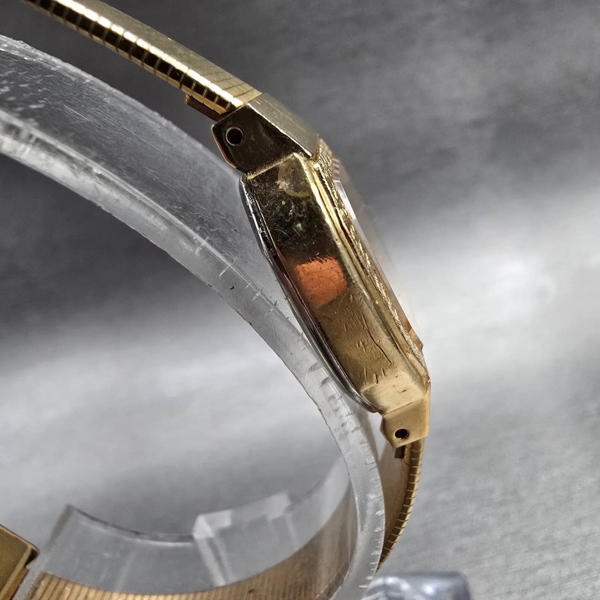 Seiko Watch Women 17mm Gold Dial Gold Tone Octagon 2Y01-5059 New Battery Vintage3