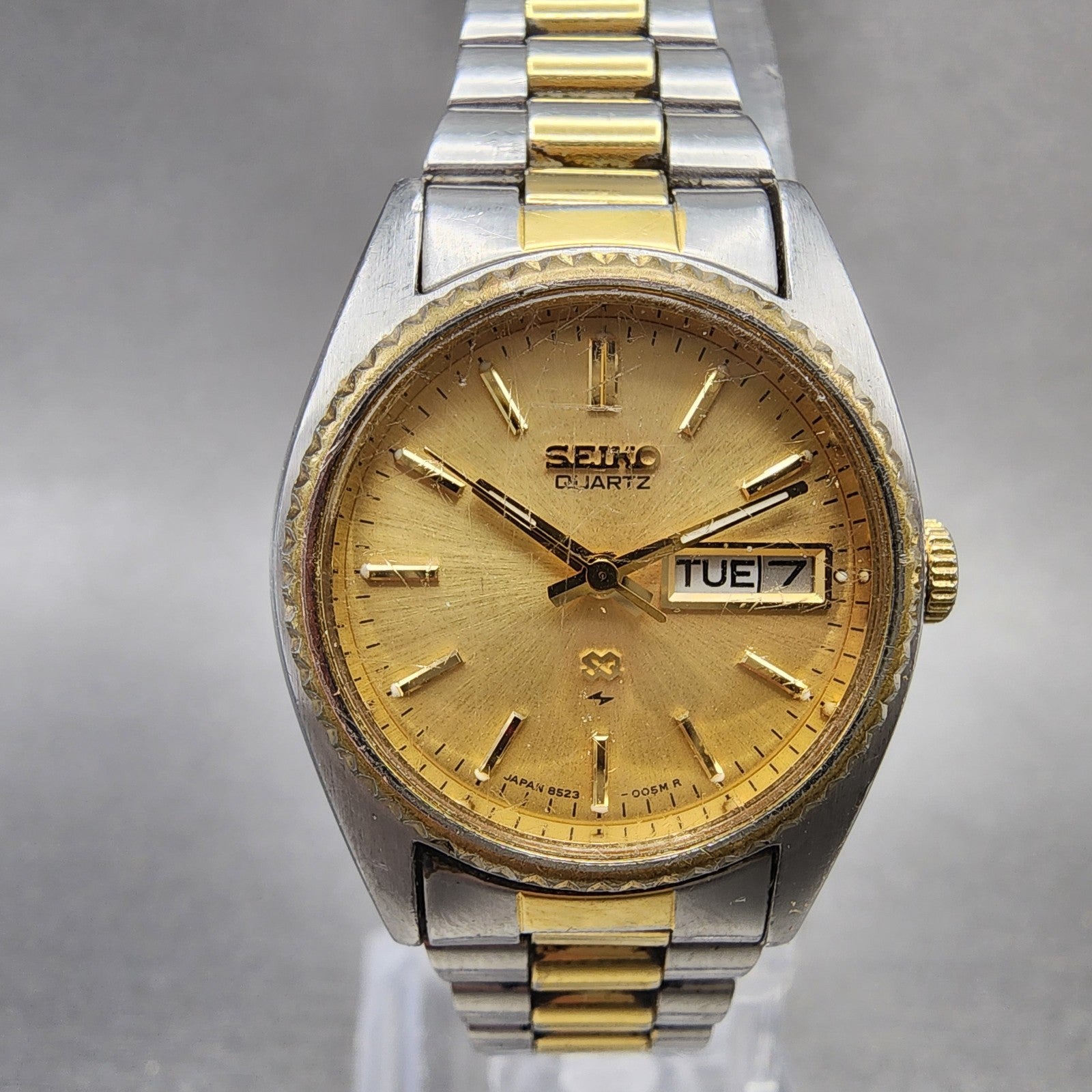 Seiko SQ Watch Women 24mm Champagne Dial Two Tone Daydate 85230050 New Battery0
