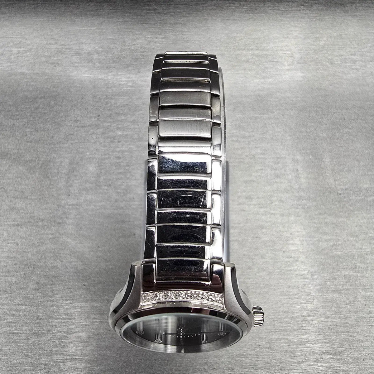 Bulova Watch Men 31mm MOP Dial Silver Tone Diamonds Round 96R242 New Battery4