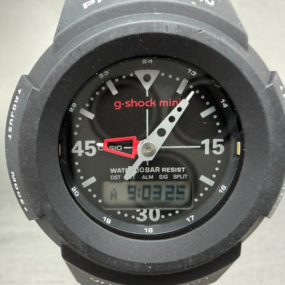 Casio  G-Shock Mini Watch Women 39mm Digital Black Alarm Chrono GMN-50 New Batt1