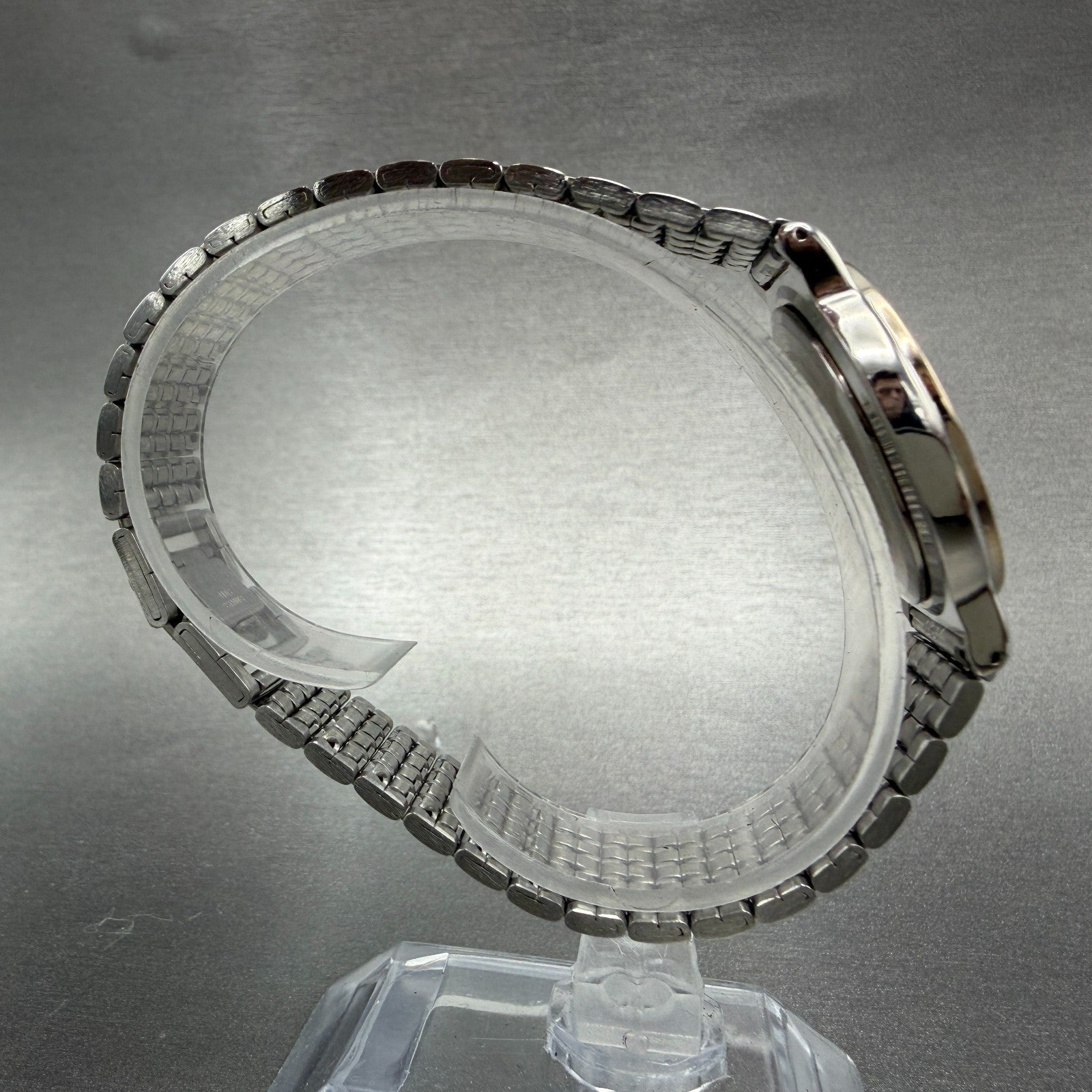 Seiko Alba Urban Watch Women 30mm Silver Dial Two Tone V7016C50 New Battery8
