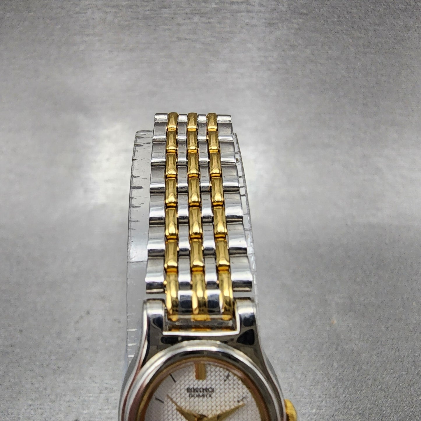 Seiko Watch Women 18mm White Dial Two Tone Oval V4015228 New Battery4