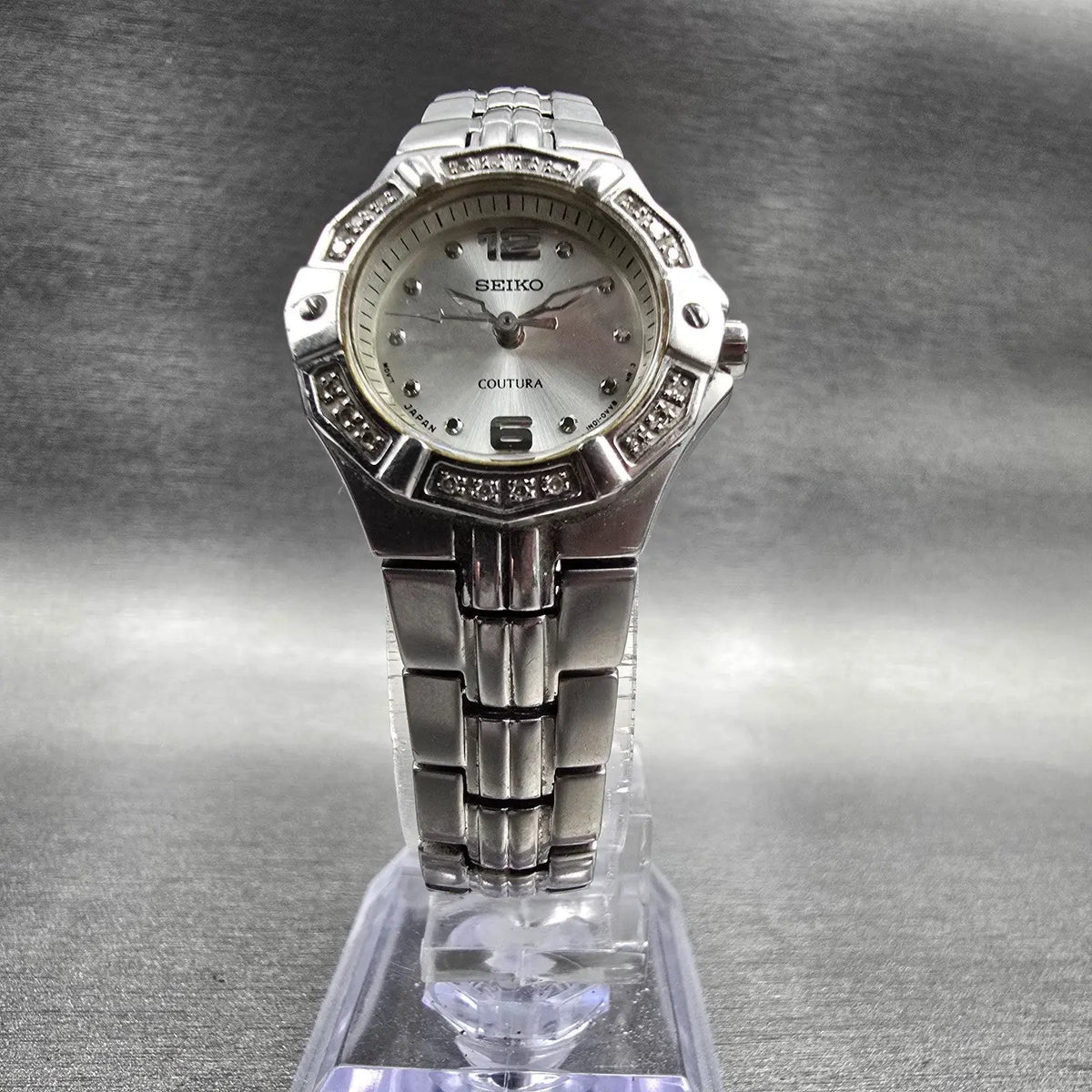 Seiko Coutura Watch Women 24mm Silver Dial Silver Tone Gemmed 1N01-0LE0 New Batt5