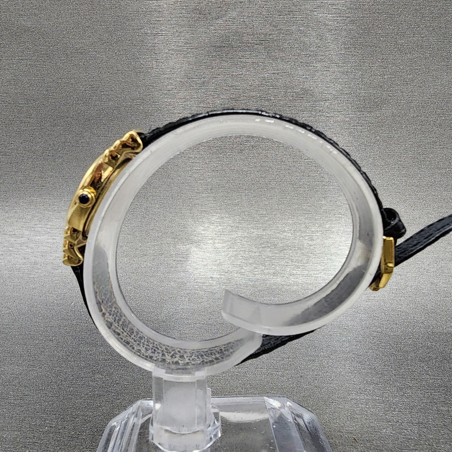 Raymond Weil Watch Women 17mm Black Dial Gold Plated Oval 3765 New Battery