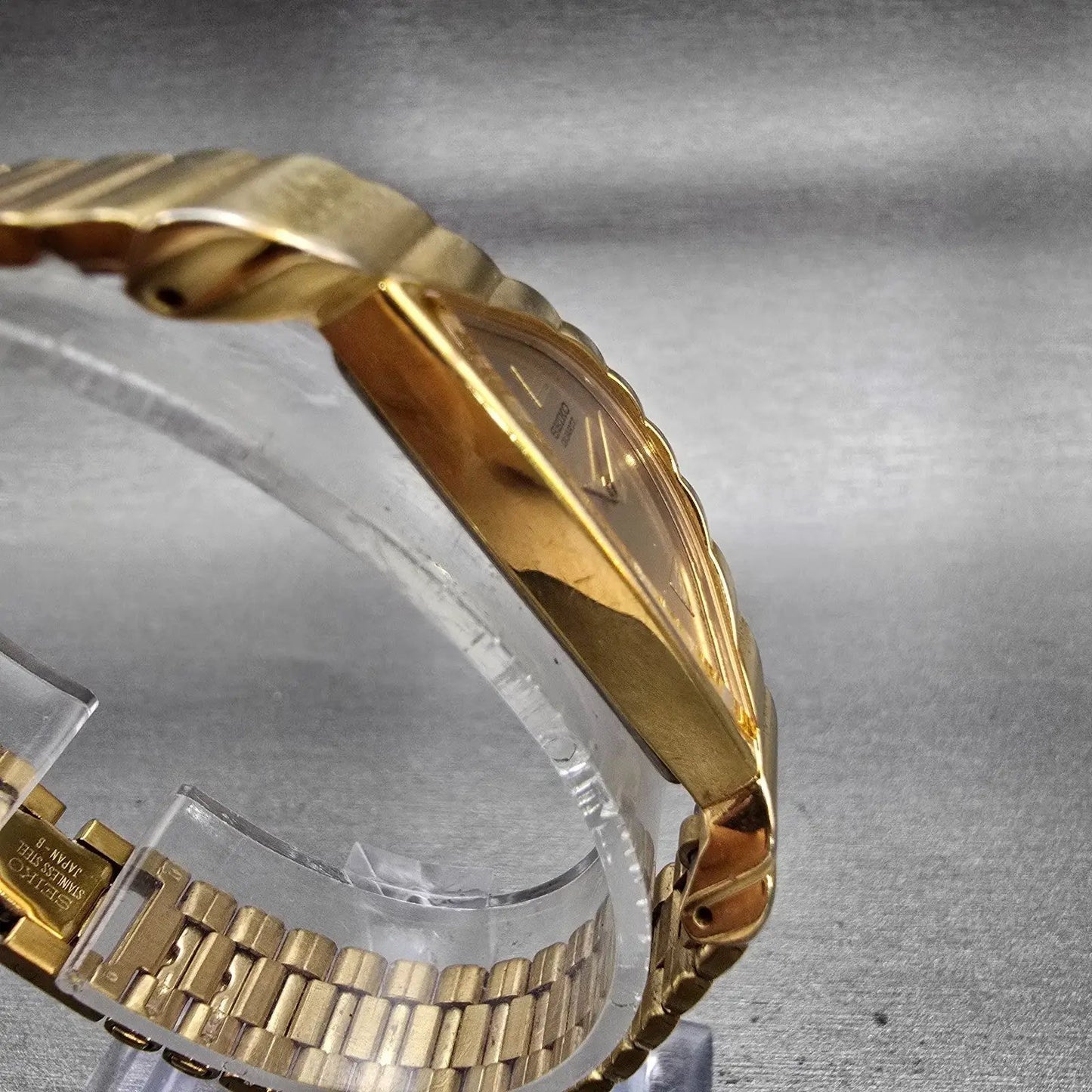 Seiko Halfmoon Watch Women 14mm Gold Dial Gold Tone Asymmetrical New Battery NEW3