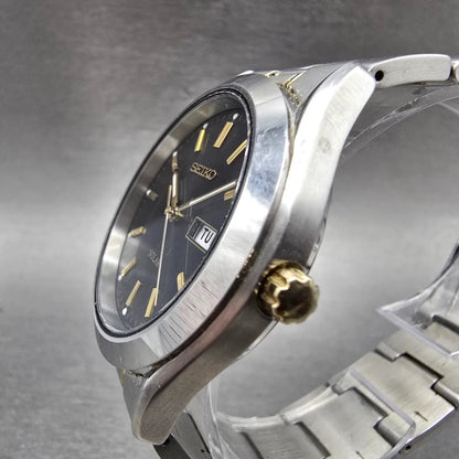 Seiko Solar Watch Men 37mm Black Dial Two Tone Daydate Round V158-0AB0 Runs YJH2