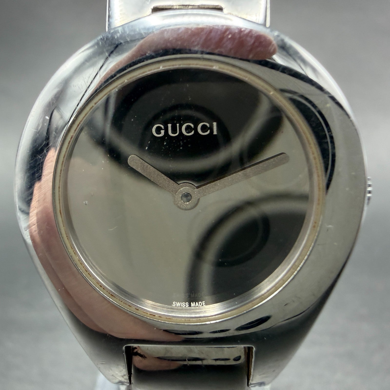 Gucci 6700L Watch Women 26mm Silver Dial Steel Case Round Bangle New Batt Mirror1