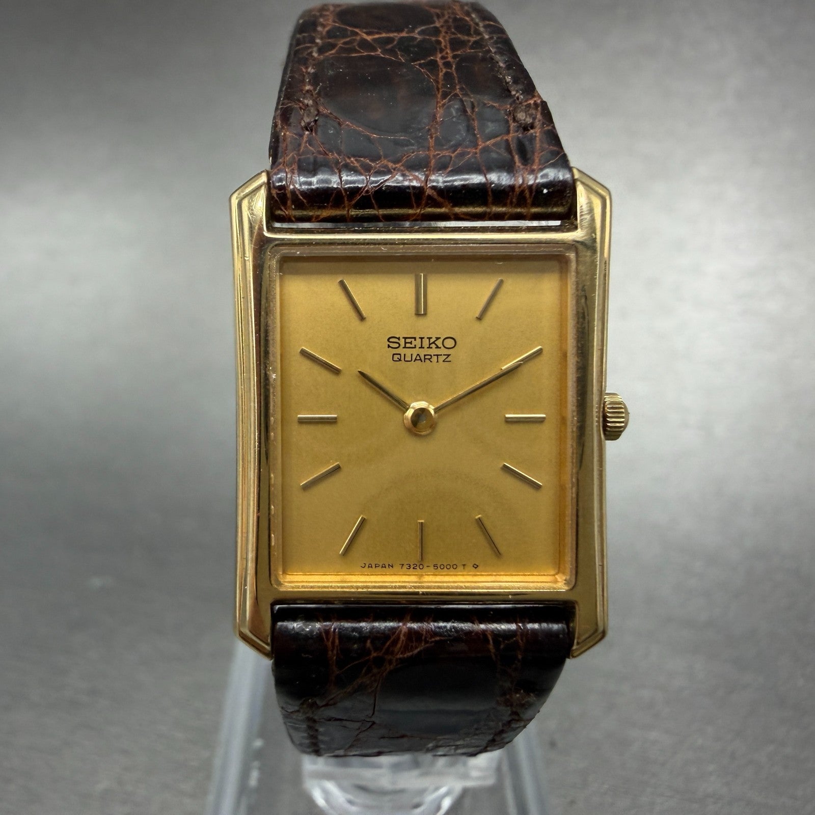 Seiko Tank Watch Women 19mm Champagne Dial Gold Tone 7320-5000 New Battery0