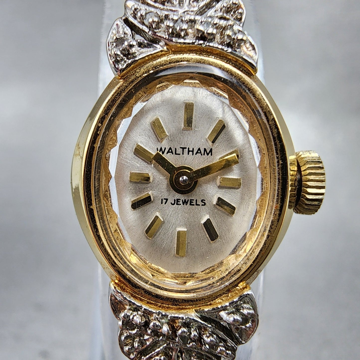 Waltham Watch Women 17mm Silver Dial Gold Tone Oval Diamon Accents Manual Wind1