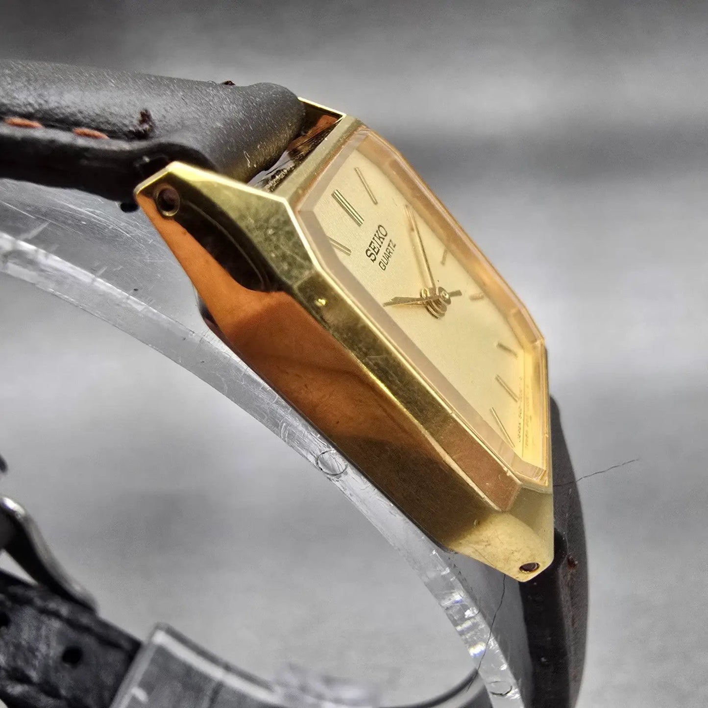 Seiko Watch Women 19mm Champagne Dial Gold Tone Rectangle 5421-5110 New Battery3
