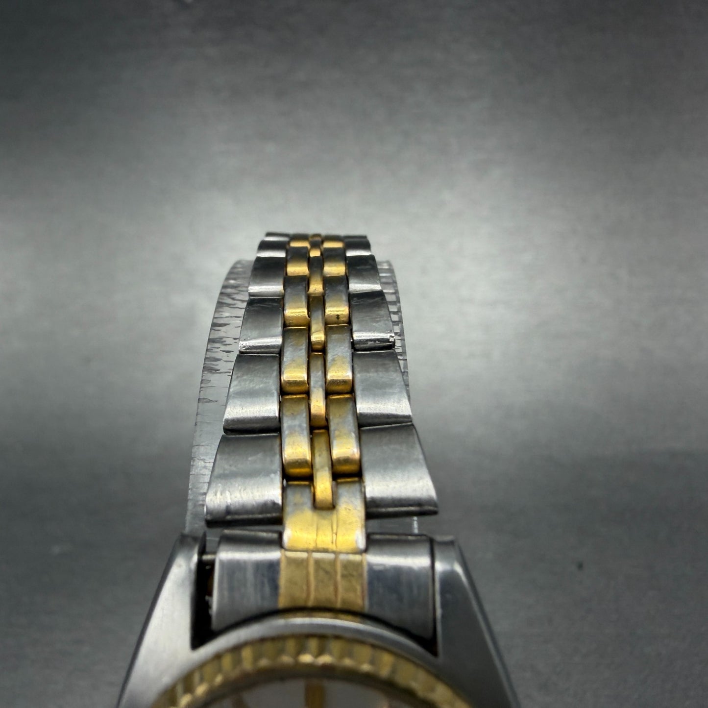 Seiko SQ Watch Women 25mm Silver Dial Two Tone Daydate Round 8523-0059 New BattR4