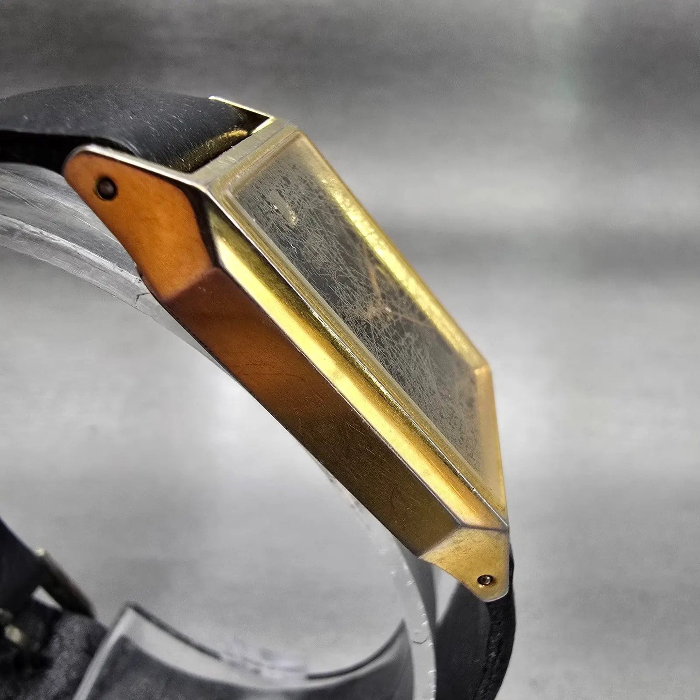 Citizen CQ Watch Men 24mm Black Dial Gold Tone Rectangle 4031-915267 New Battery3