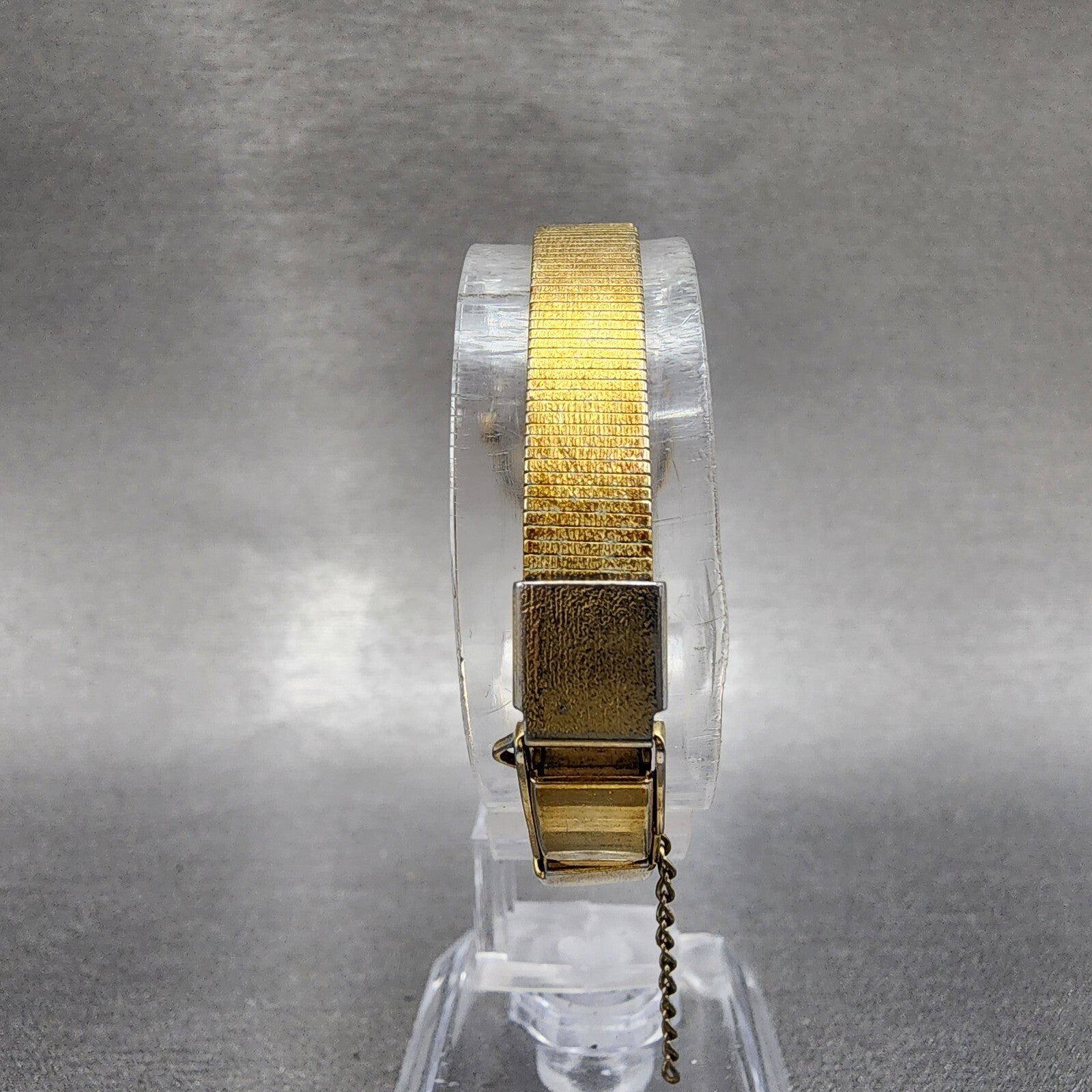 Seiko Watch Women 18mm Champagne Dial Gold Tone Rectangle 23205260 New Battery8
