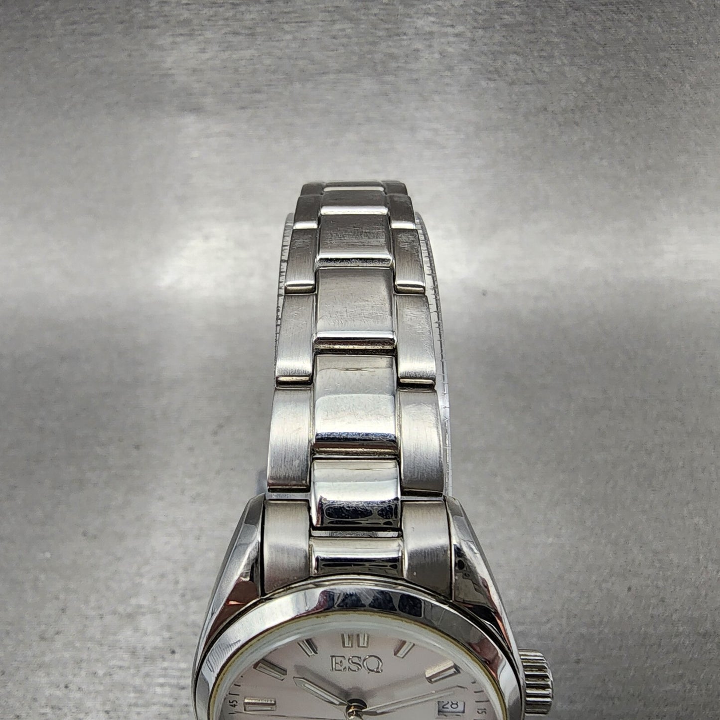 ESQ Watch Women 27mm Silver Dial Stainless Steel Date Round New Batt6
