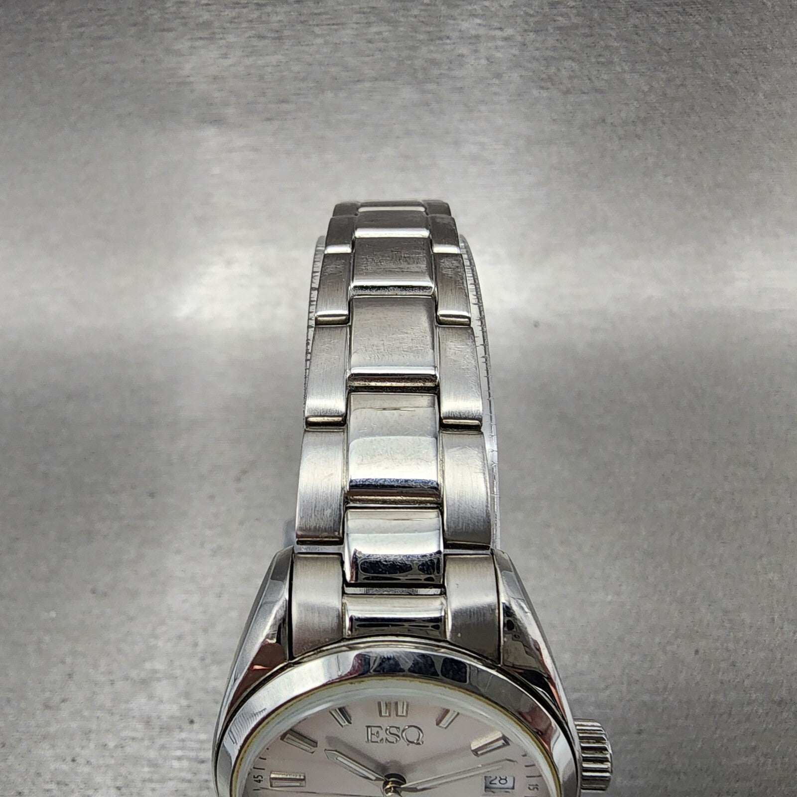 ESQ Watch Women 27mm Silver Dial Stainless Steel Date Round New Batt6