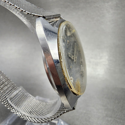 Movado Sub Sea 50 35mm Gray Dial Silver Tone Manual Wind PARTS4