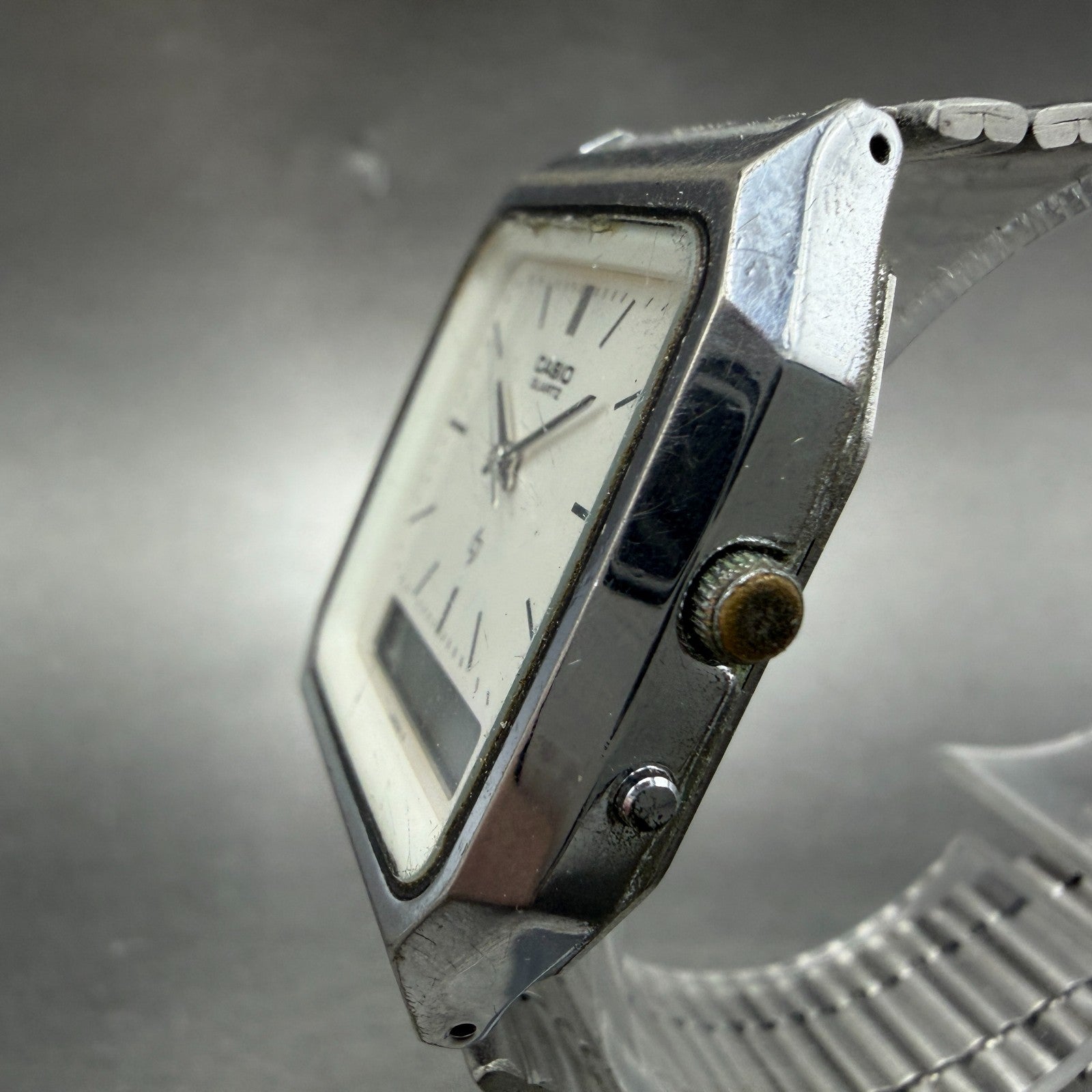 Casio AQ-320 Watch Men 31mm White Dial Silver Tone Analog Digital PARTS3