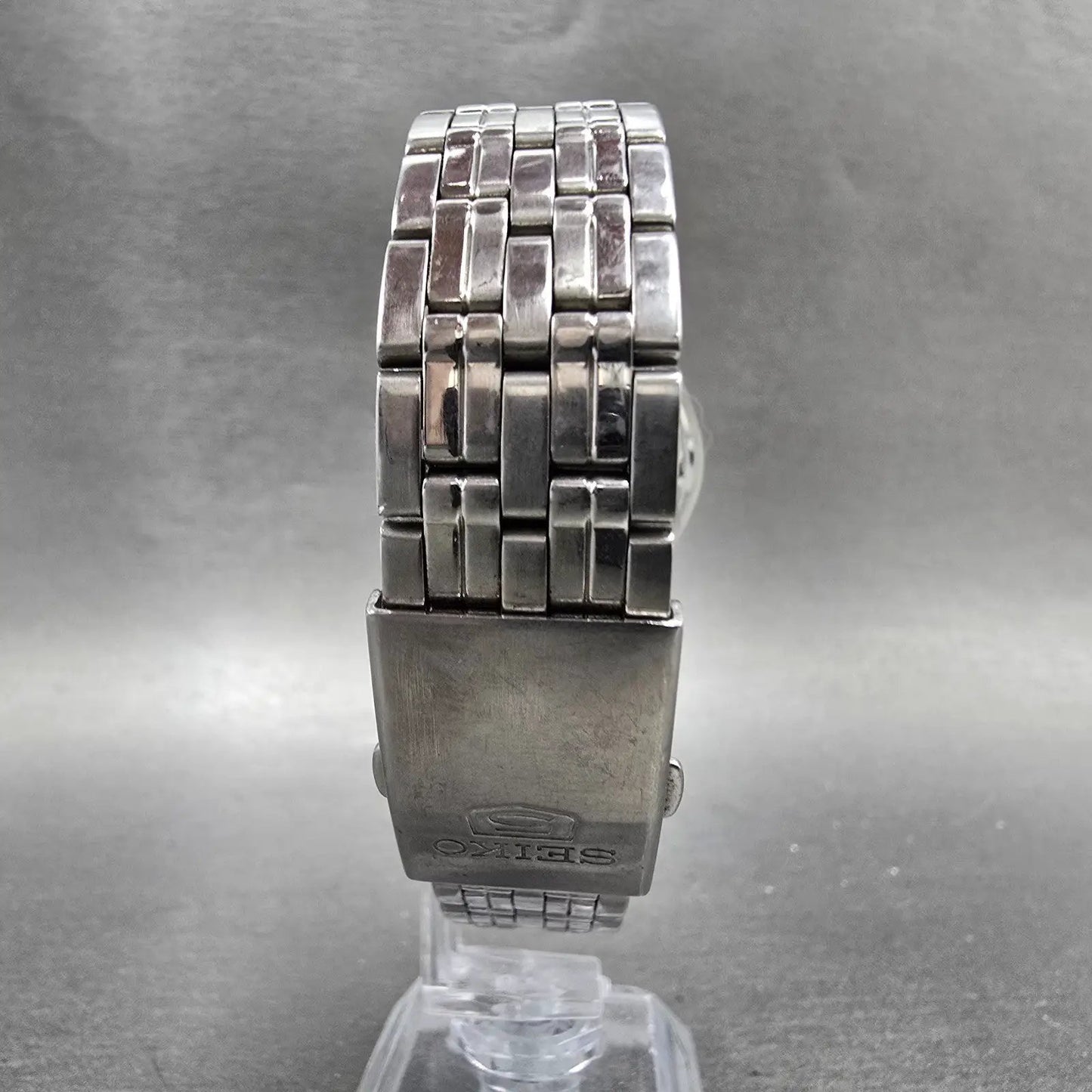 Seiko 5 Automatic Watch Men 37mm Black Dial Silver Tone Daydate 7S26-02E0 Runs7