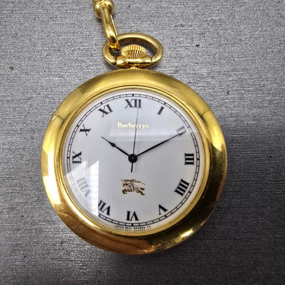 Burberry Pocket Watch Men 38mm White Dial Gold Tone Round New battery Vintage1