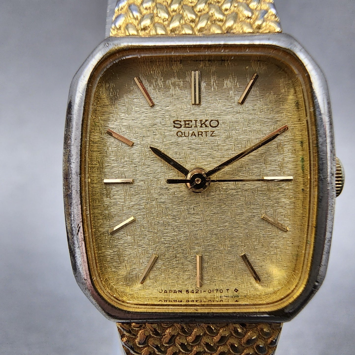 Seiko Watch Women 19mm Champagne Dial Gold Tone Rectangle 54215060 New Batt1