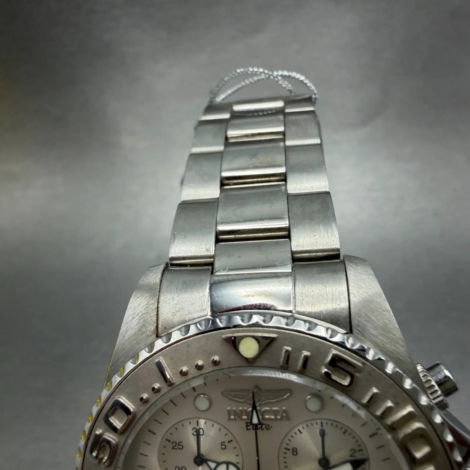 48043097