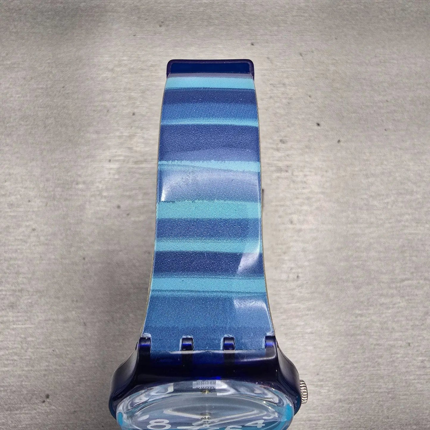 Swatch LINAJOLA Watch Unisex 34mm Blue Dial Blue Case Round GN237 New Battery4