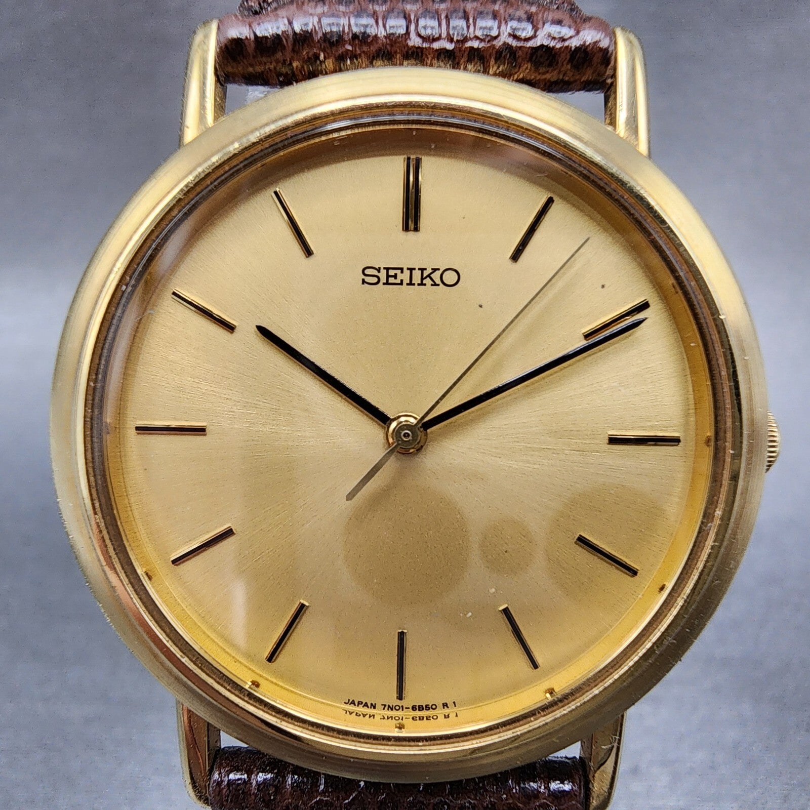 Seiko Watch Men 33mm Gold Dial Gold Tone Round 7N016B20 New Battery VTG1