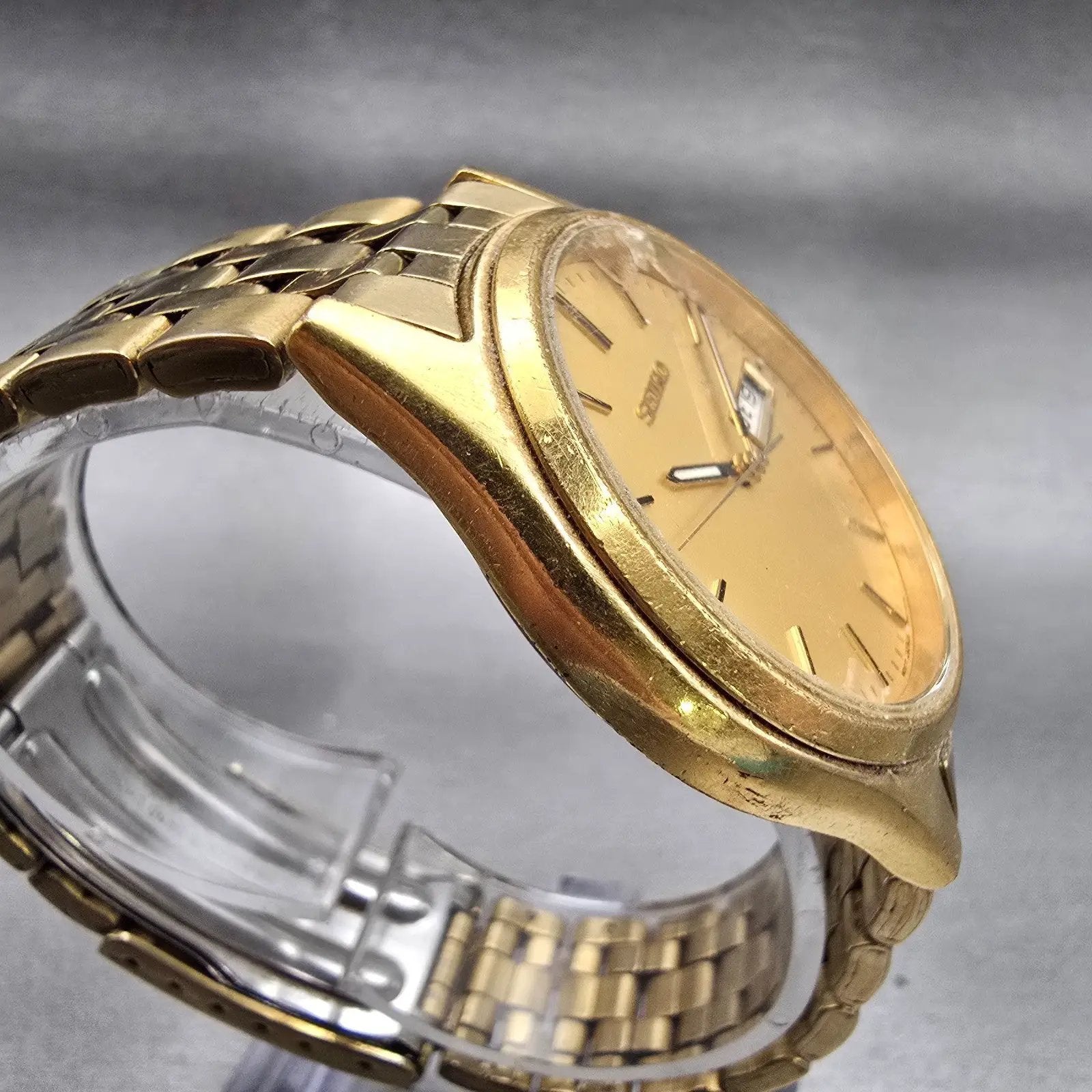Seiko Watch Men 37mm Gold Dial Gold Tone Daydate Round 7N43-9048 New Battery VTG3