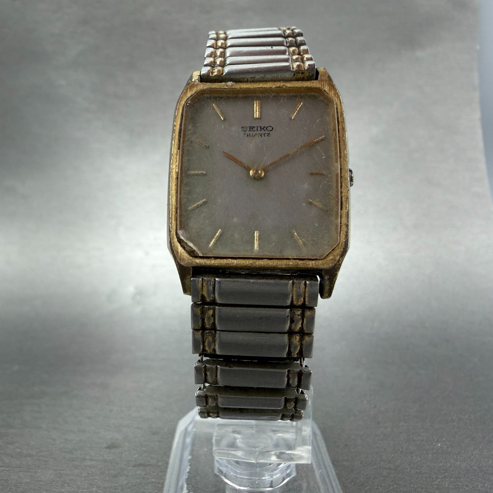 Seiko Tank Watch Men 26mm Gray Dial Gold Tone Rectangle 5P30-5D39 PARTS Vintage6