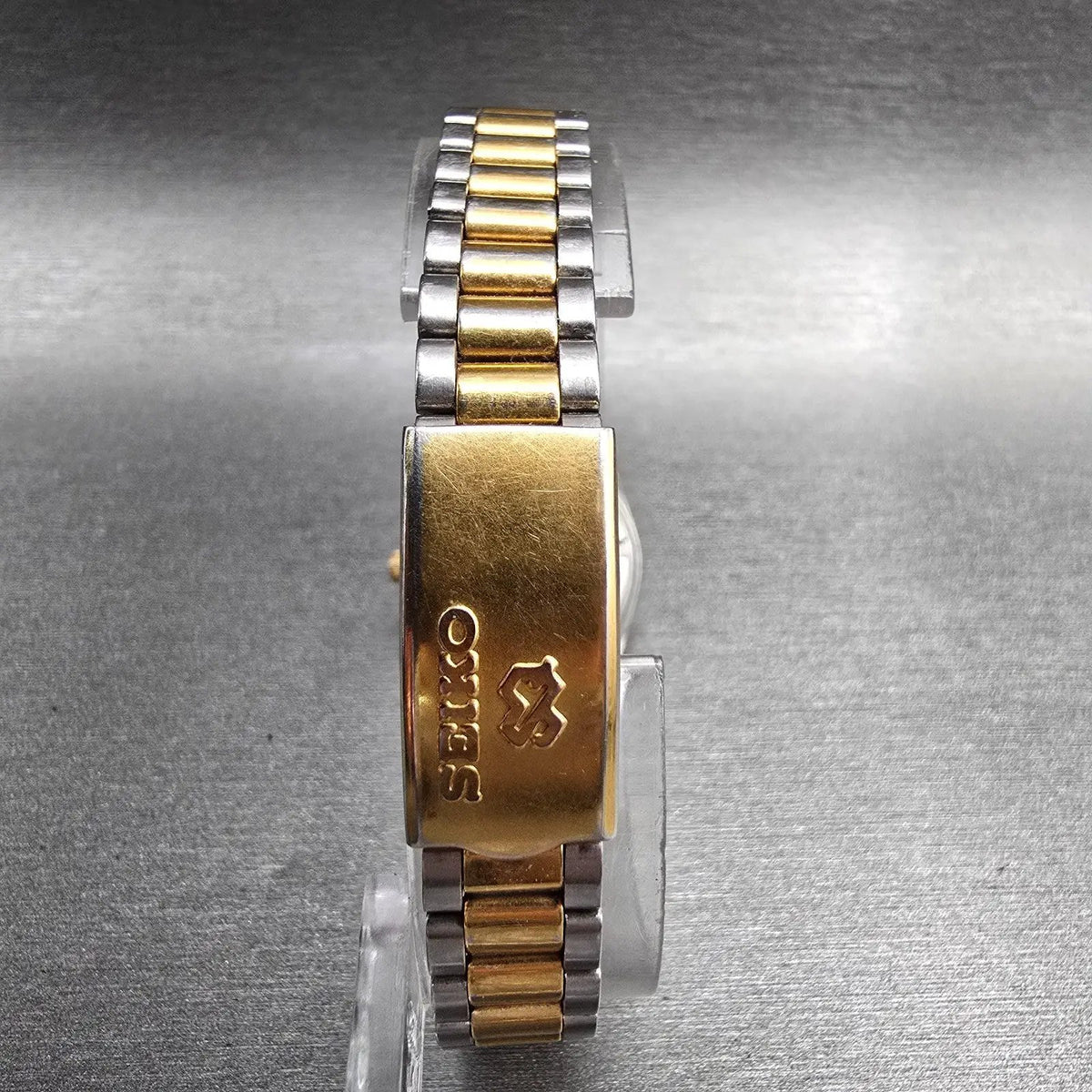 Seiko SQ Watch Women 23mm Silver Dial Two Tone Daydate Round 3Y03-0169 NewBat JP7