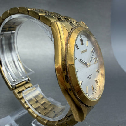 Seiko Sports 50 Watch Men 37mm Silver Dial Gold Tone Date 7N42-8079 New Battery73