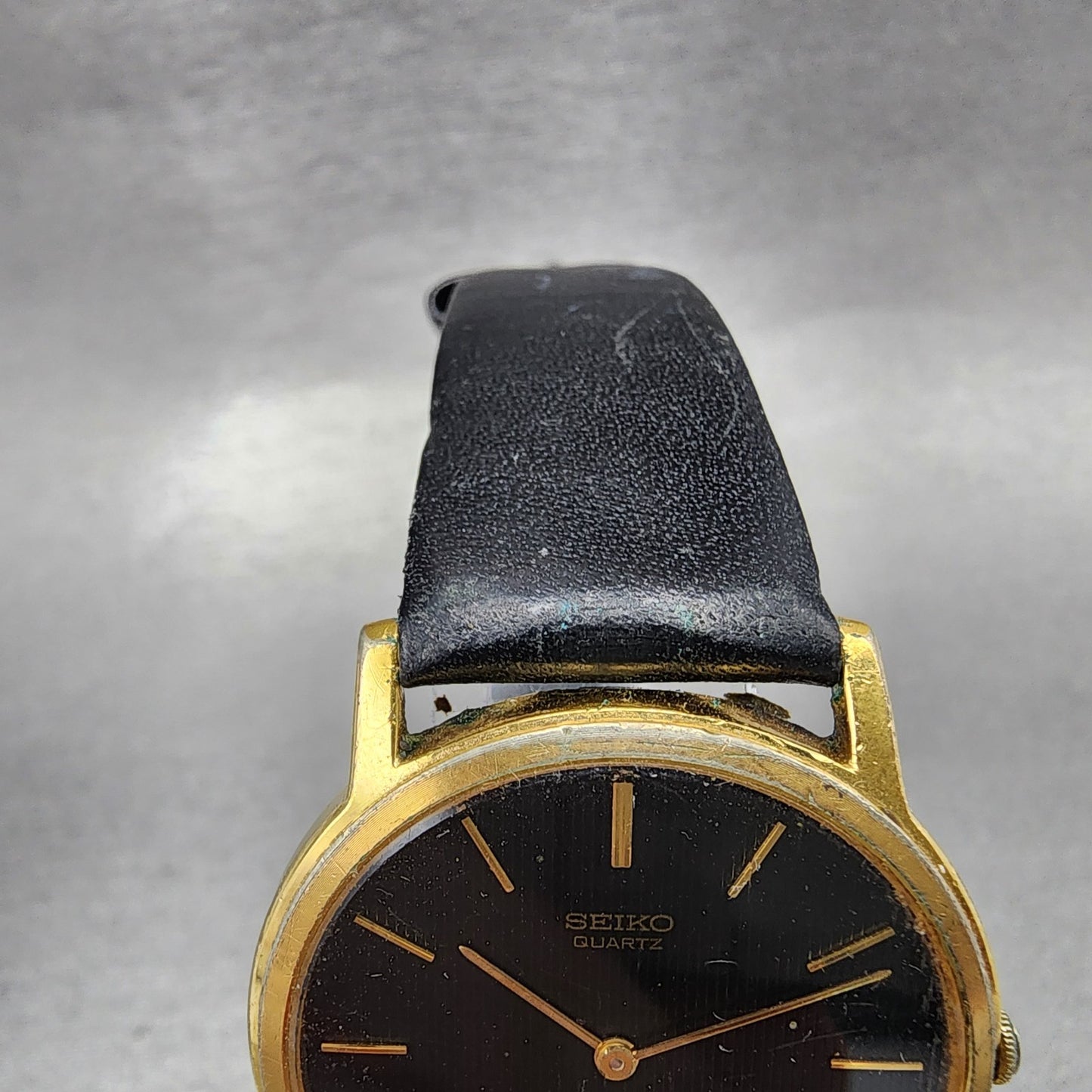 Seiko Watch Men 32mm Black Dial Gold Tone Round 26200209 New Battery VTG4