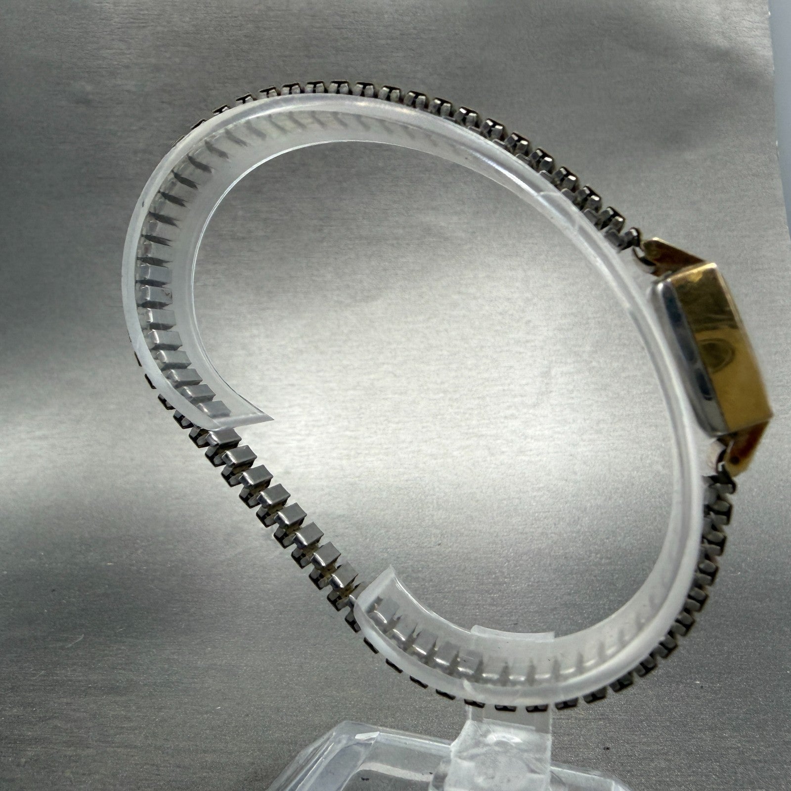 Certina Watch Women 17mm Gold Dial Gold Plated Square Manaul Wind Runs VTG8