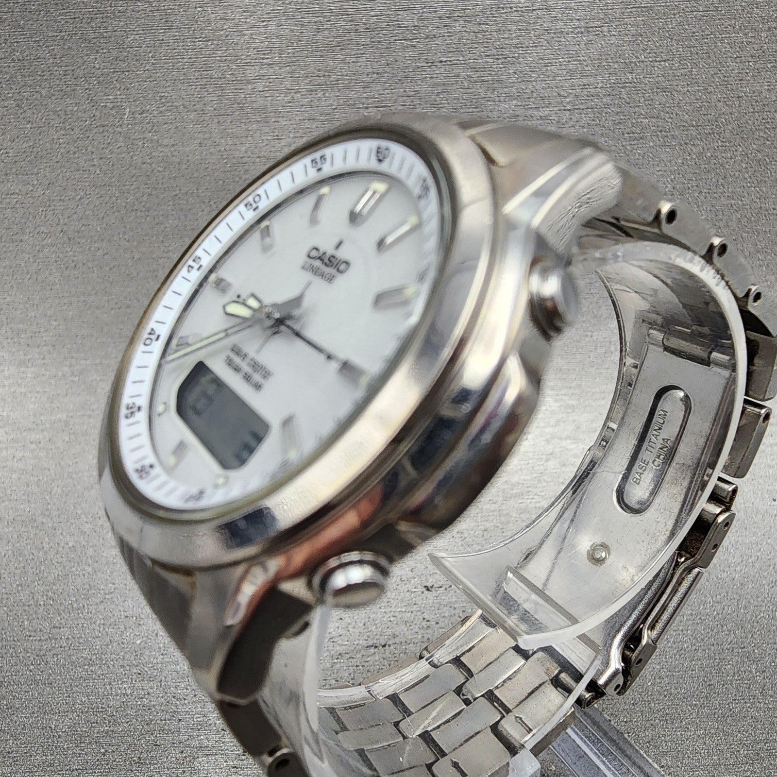 Casio Lineage Watch Men 41mm White Dial Titanium Analog Digital Solar Runs2