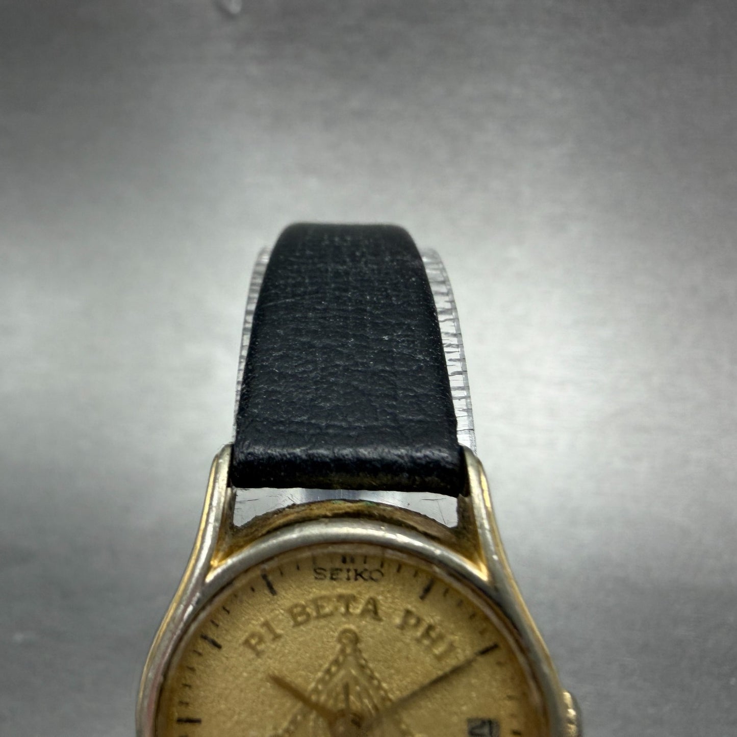 Seiko Watch Women 22mm Champagne Dial Gold Tone Round Date 3Y02-0039 New Battery4