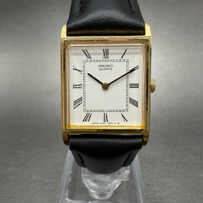 Seiko Tank Watch Women 19mm White Dial Gold Tone Rectangle 2C20-5820 New Battery0