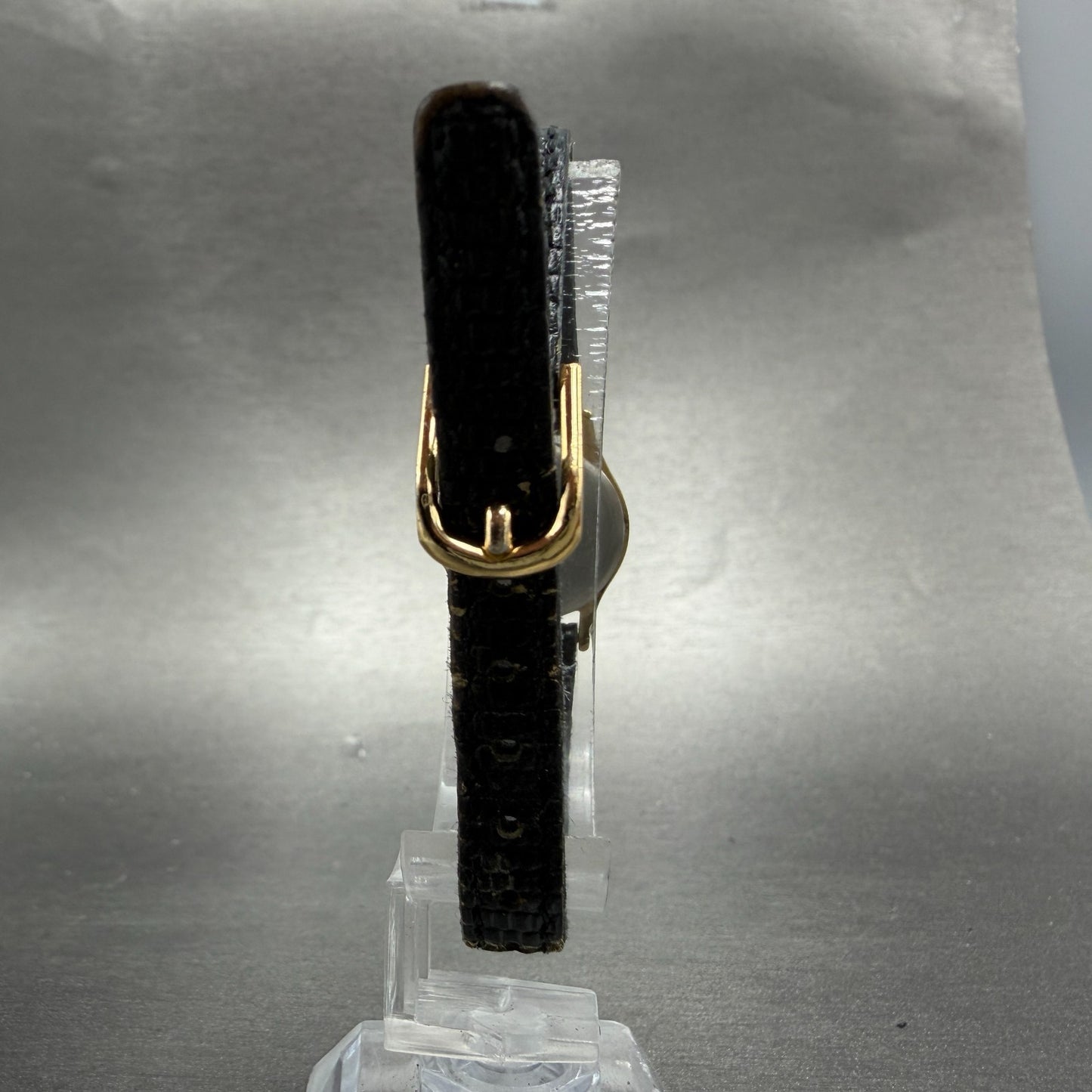 Seiko Watch Women 20mm Black Dial Gold Tone Round Vintage 2y01-0a10 New Battery7