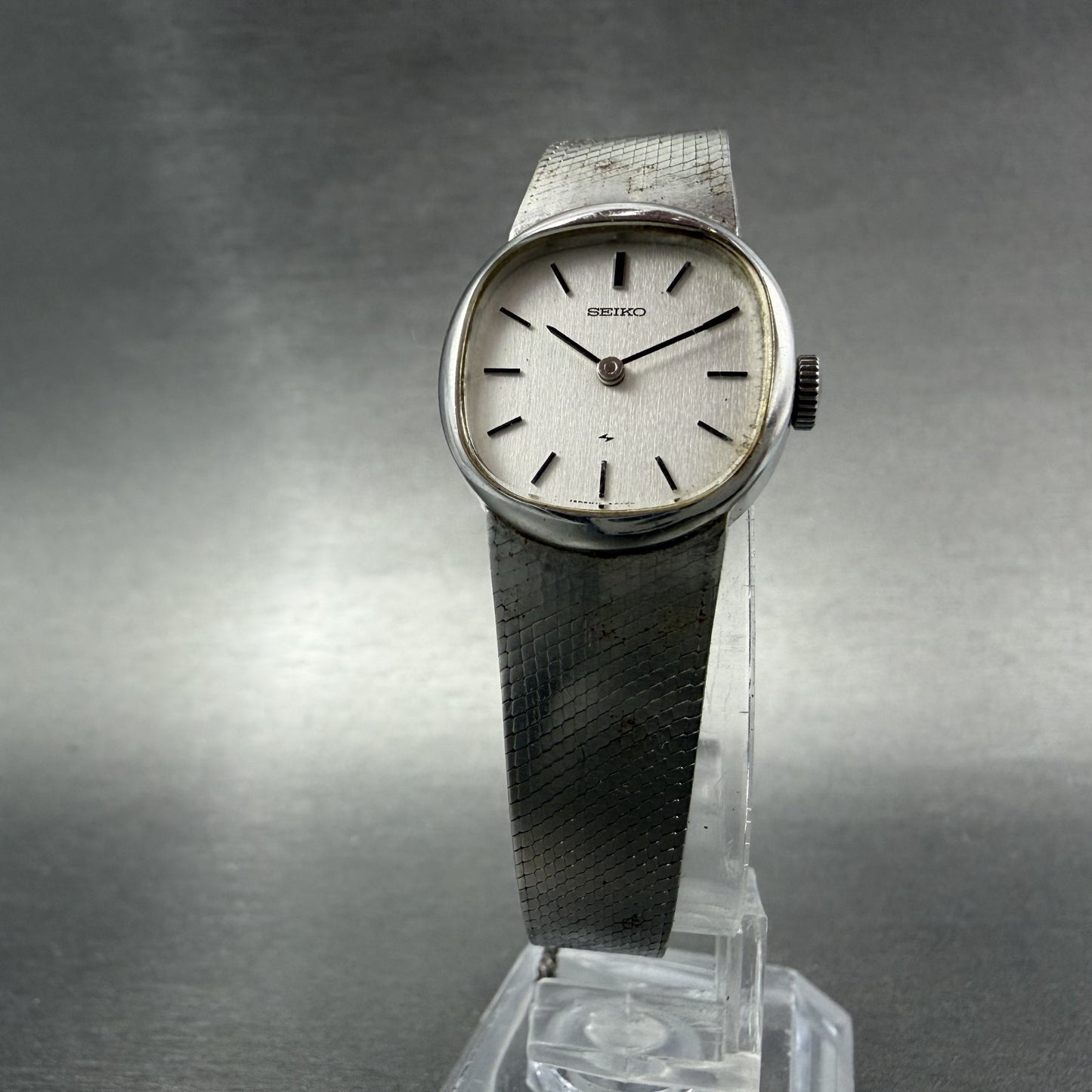 Seiko Watch Women 21mm Silver Dial Silver Tone Round Manual 11-4670 Runs5