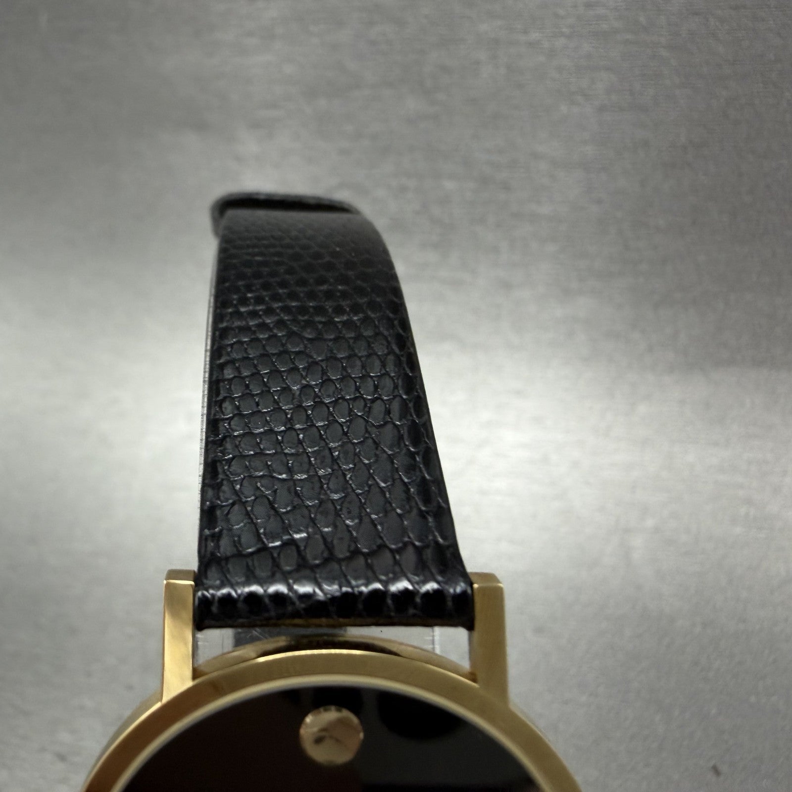 Movado Museum Watch Men 31mm Black Dial Gold Tone Round 8733882 New Battery4