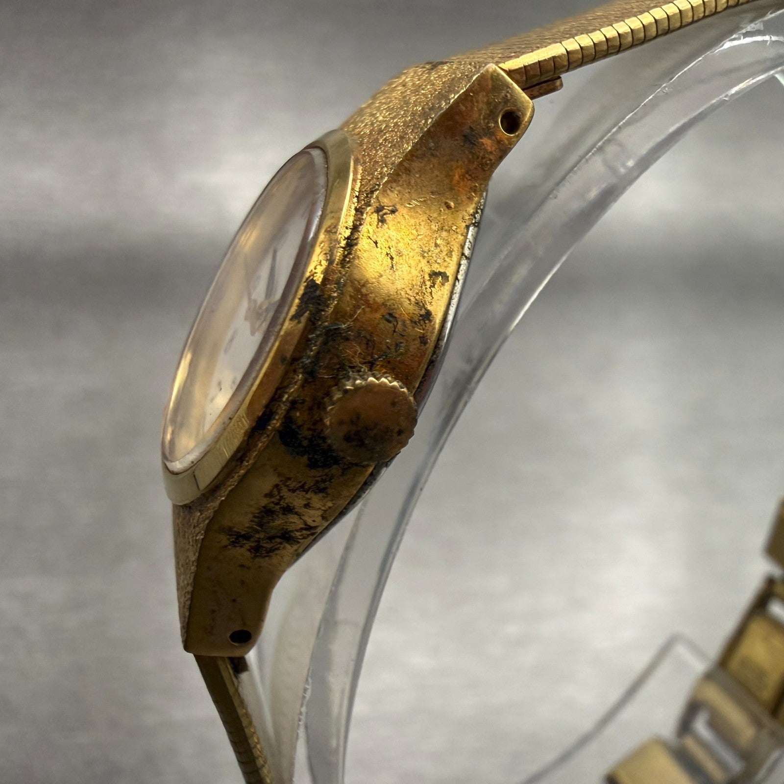 Seiko SX Watch Women 20mm White Dial Gold Tone Round 8Y21-0020 New Battery2