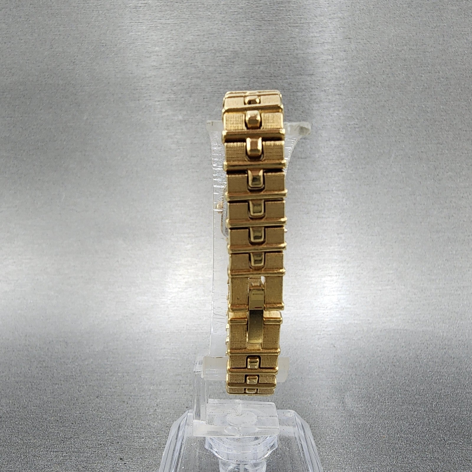 Seiko Tank Watch Women 13mm Gold Tone Rectangle 1e205689 New Battery7