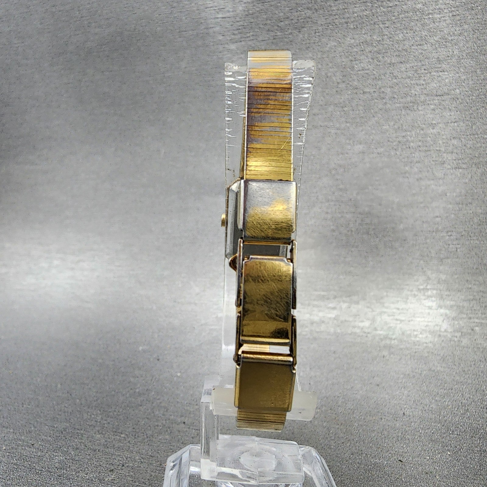 Seiko Tank Watch Women 14mm Brown Dial Gold Tone Rectangle 2e205099 New Battery7