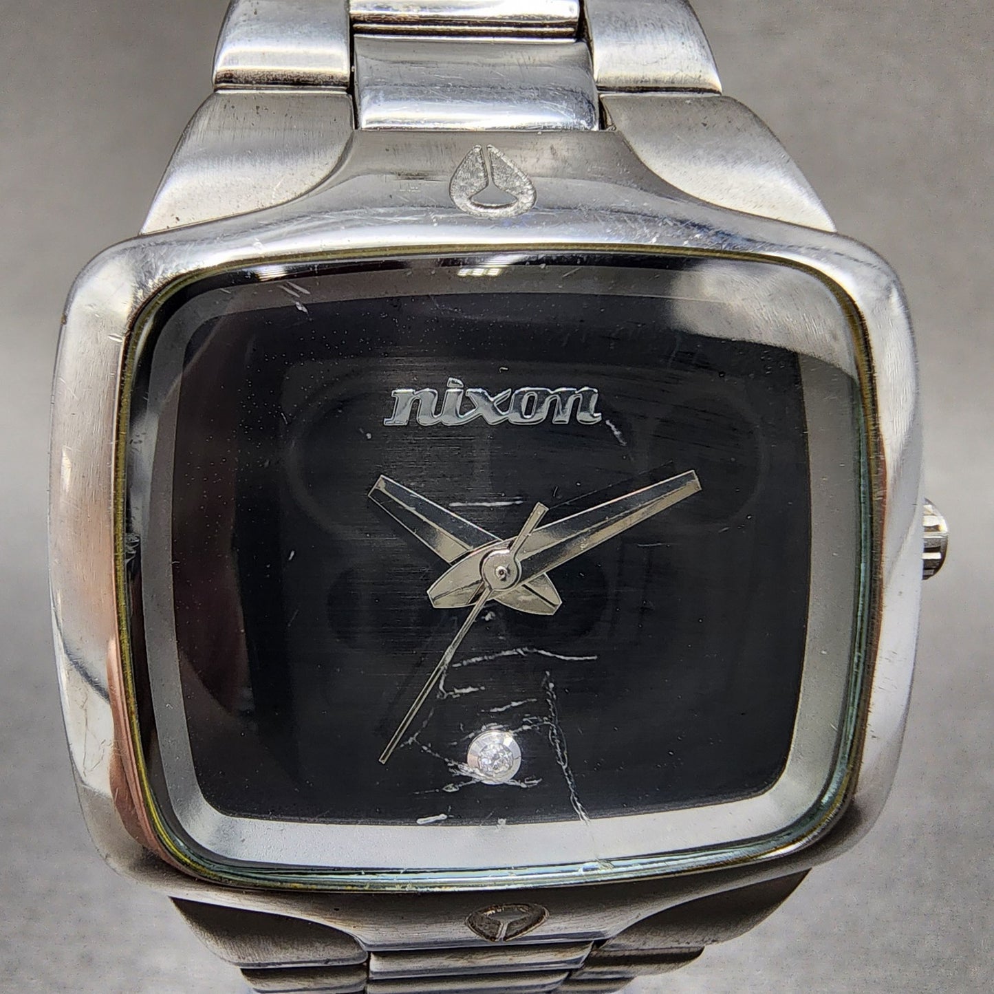 Nixon The Player Watch Women 33mm Black Dial Steel Rectangle New Battery1