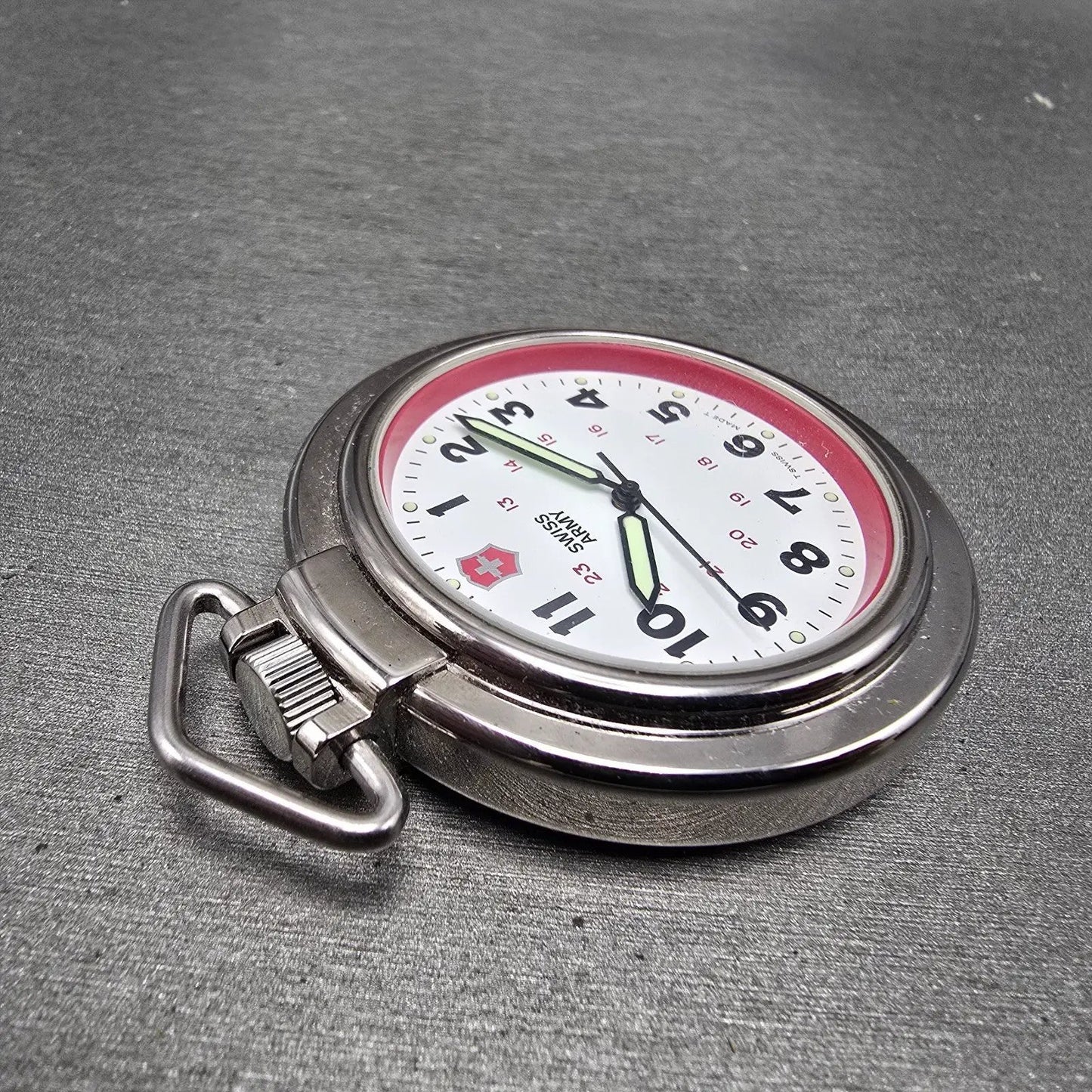 Victorinox Swiss Army Pocket Watch Men 48mm White Dial Silver Tone Round New Bat14
