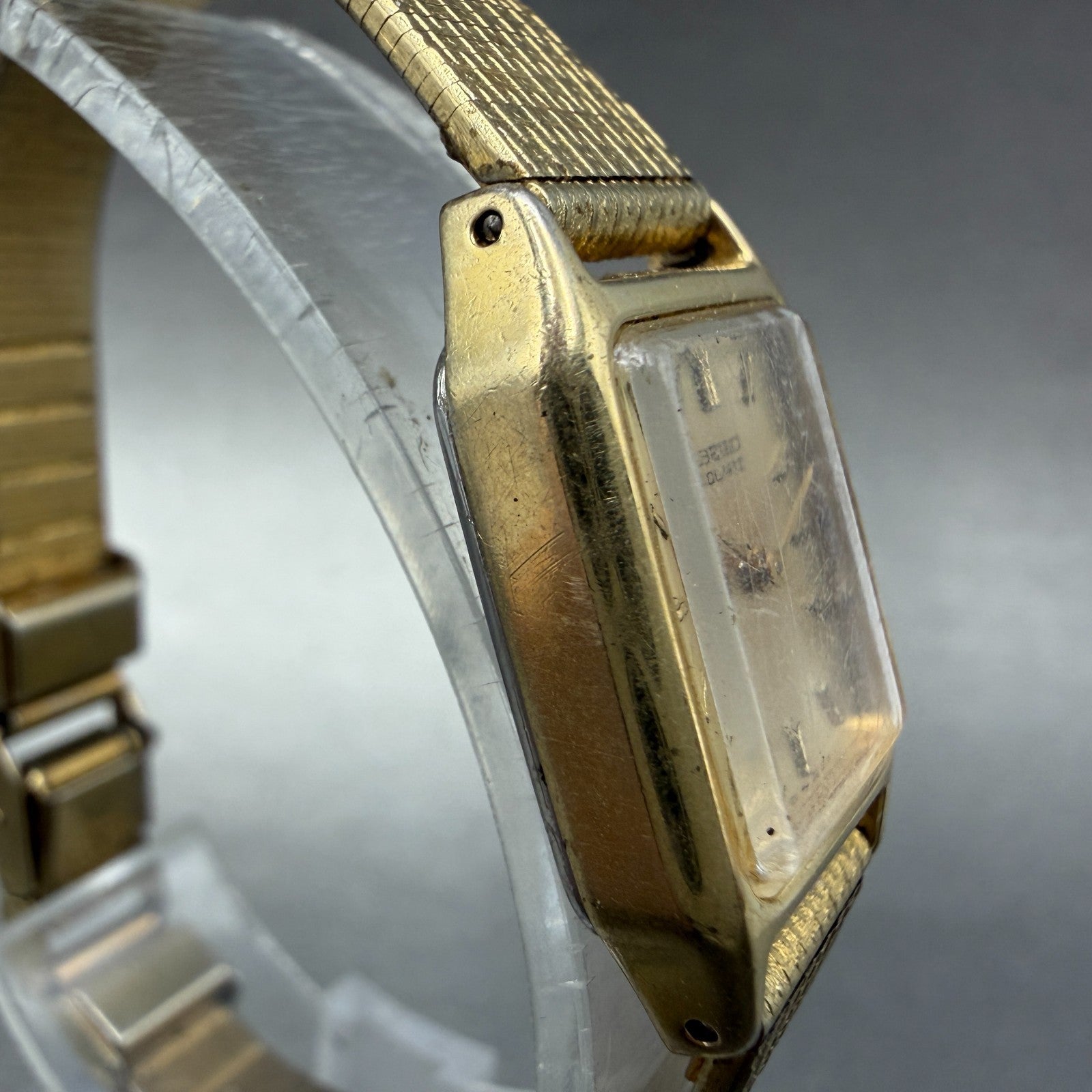 Seiko Tank Watch Women 17mm Champagne Dial Gold Tone VTG 2B20-5000 New Battery3
